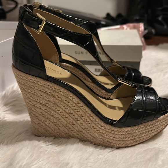 Michael kors high heels wedge sandals - Picture 2 of 5